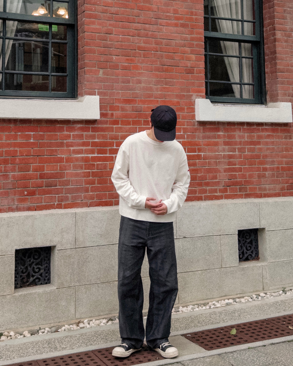 Steed Signature Box Long Tee - White
