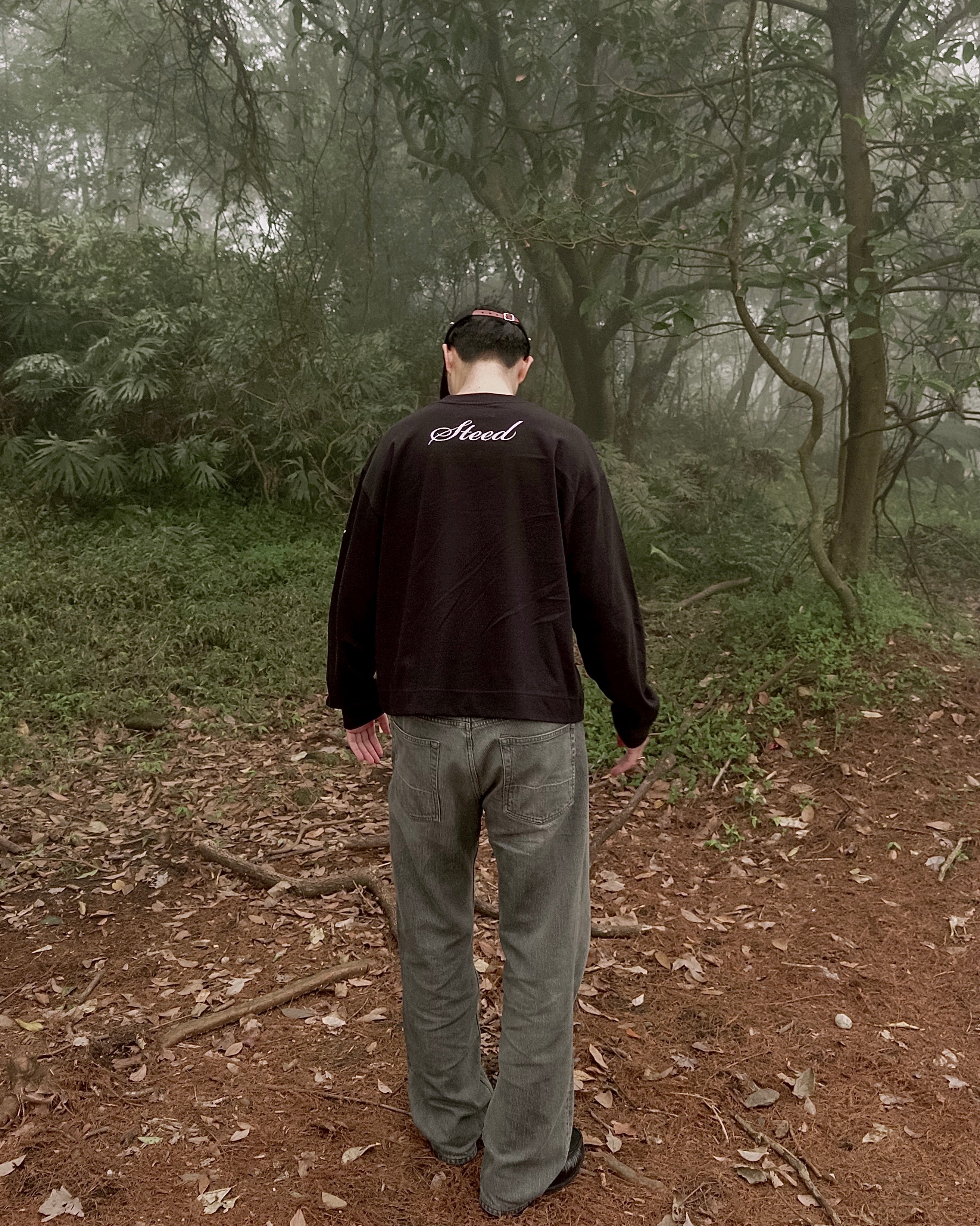 Steed Signature Box Long Tee - Black