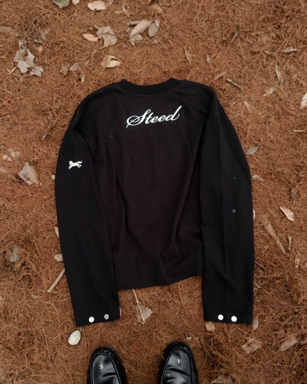 Steed Signature Box Long Tee - Black